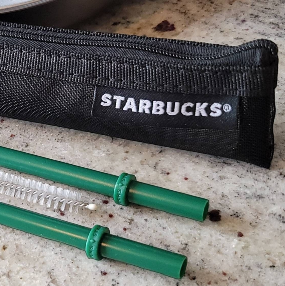 Starbucks Reusable 24oz Straws x2 & Cleaning Brush Set Including Travel Pouch
